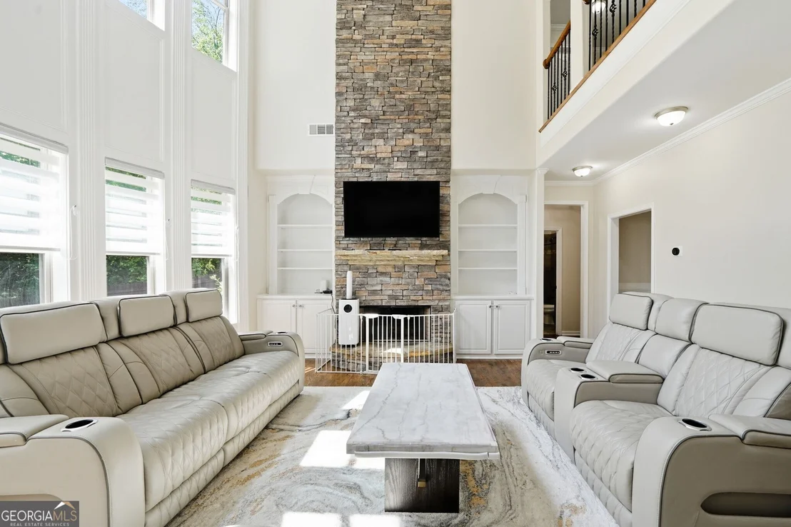 Photo of 2964 Olivine Drive SE