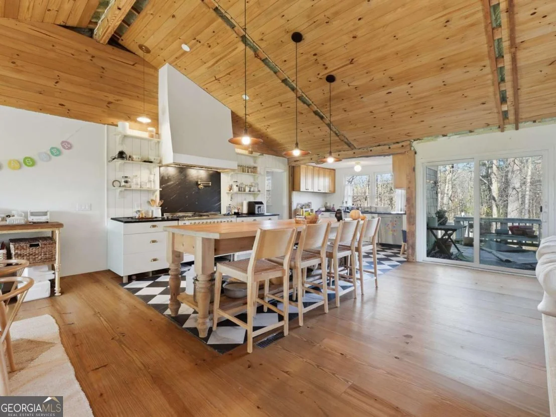 Photo of 617 Arbor Hill Road