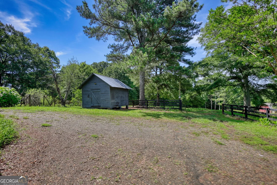 Photo of 2665 Macedonia Road