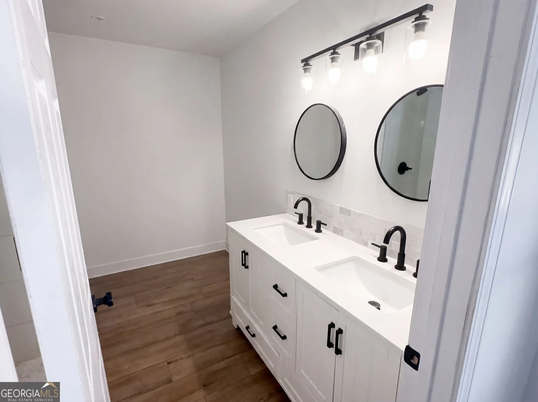 Photo of 1625 Windsor Drive