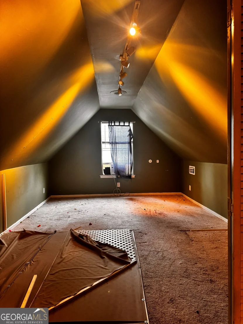 Photo of 105 Mapmaker Lane