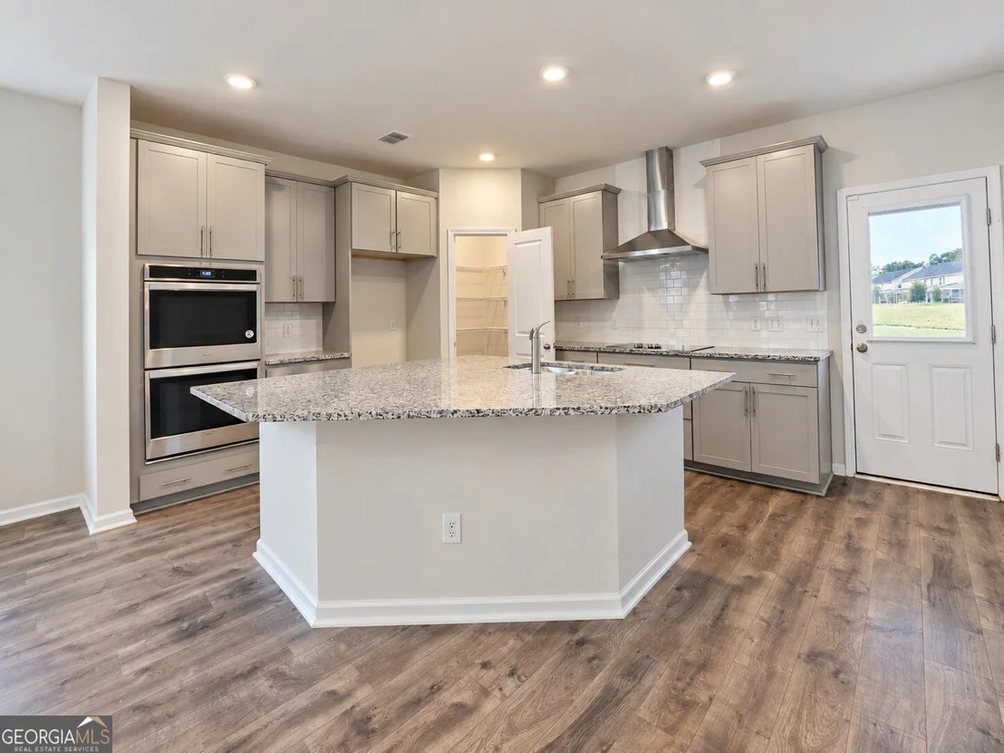 Photo of 183 Benelli Drive
