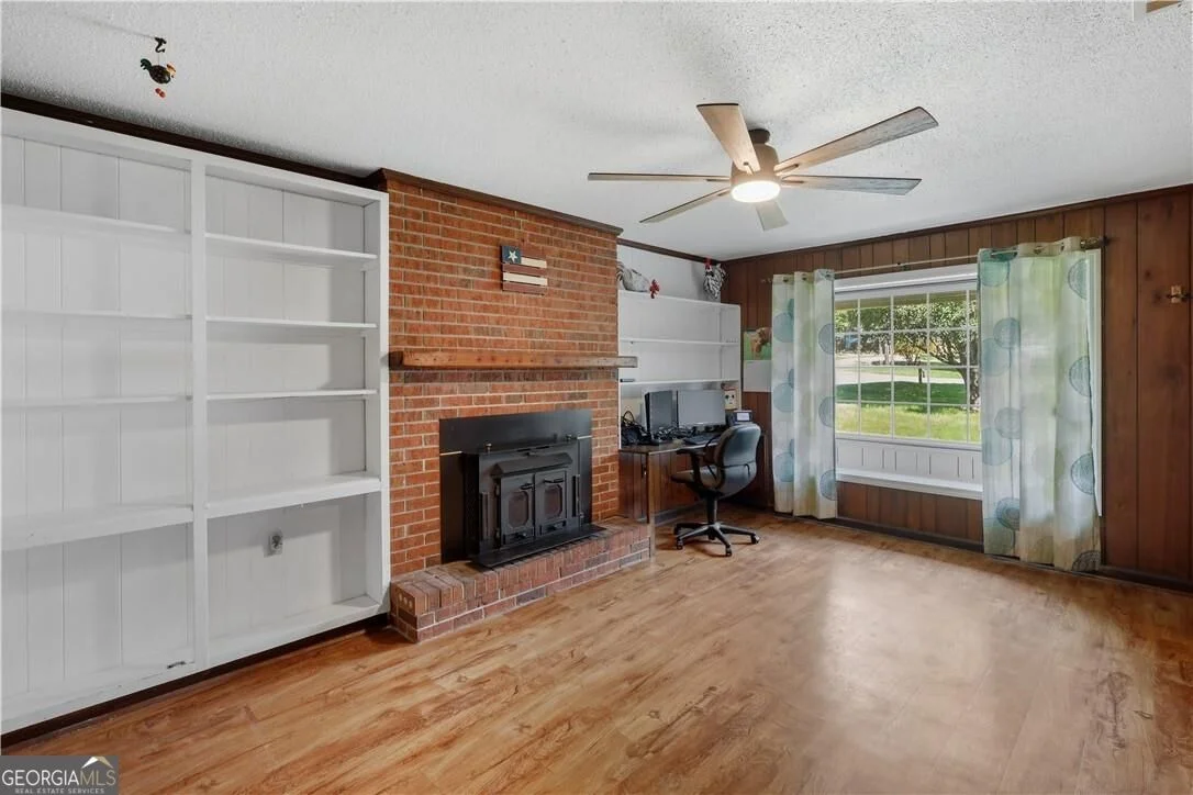 Photo of 205 W 4Th Street