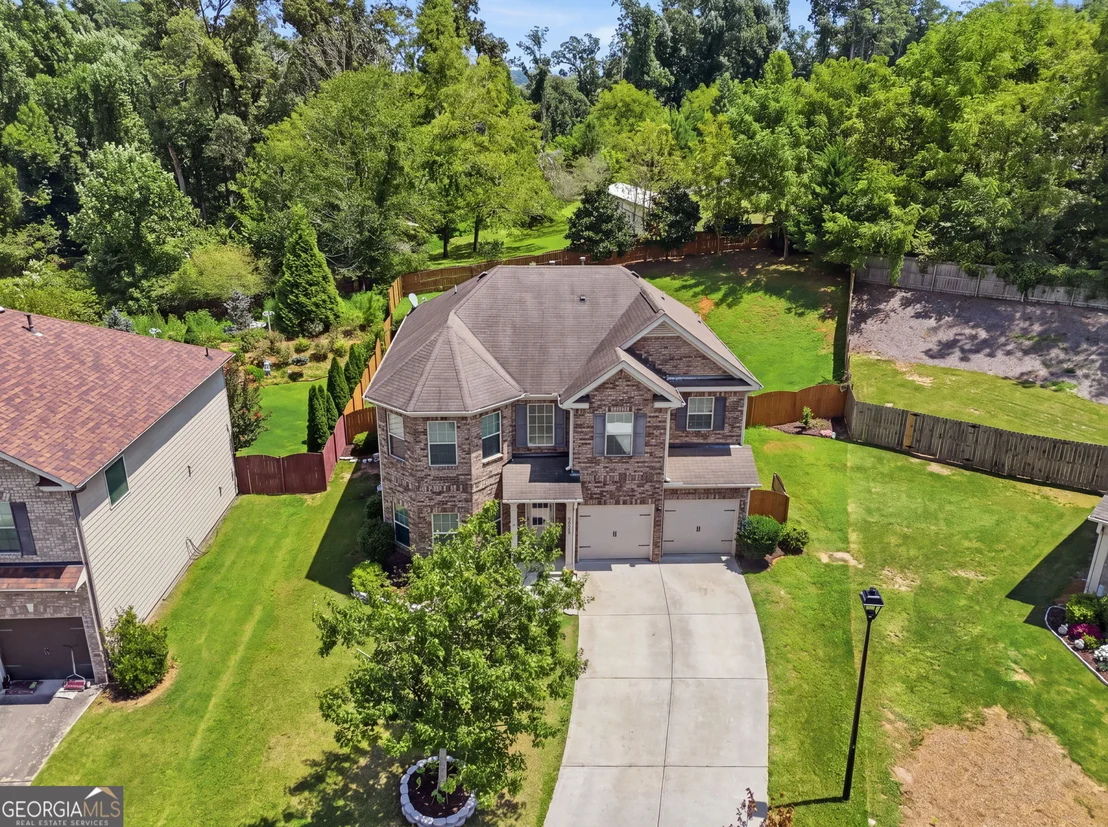 Photo of 5565 Banner Boulevard