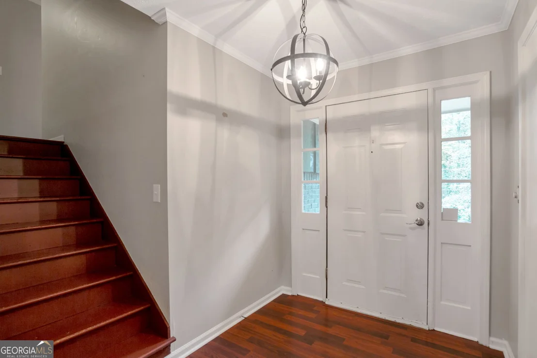 Photo of 1210 Brookside Drive NE