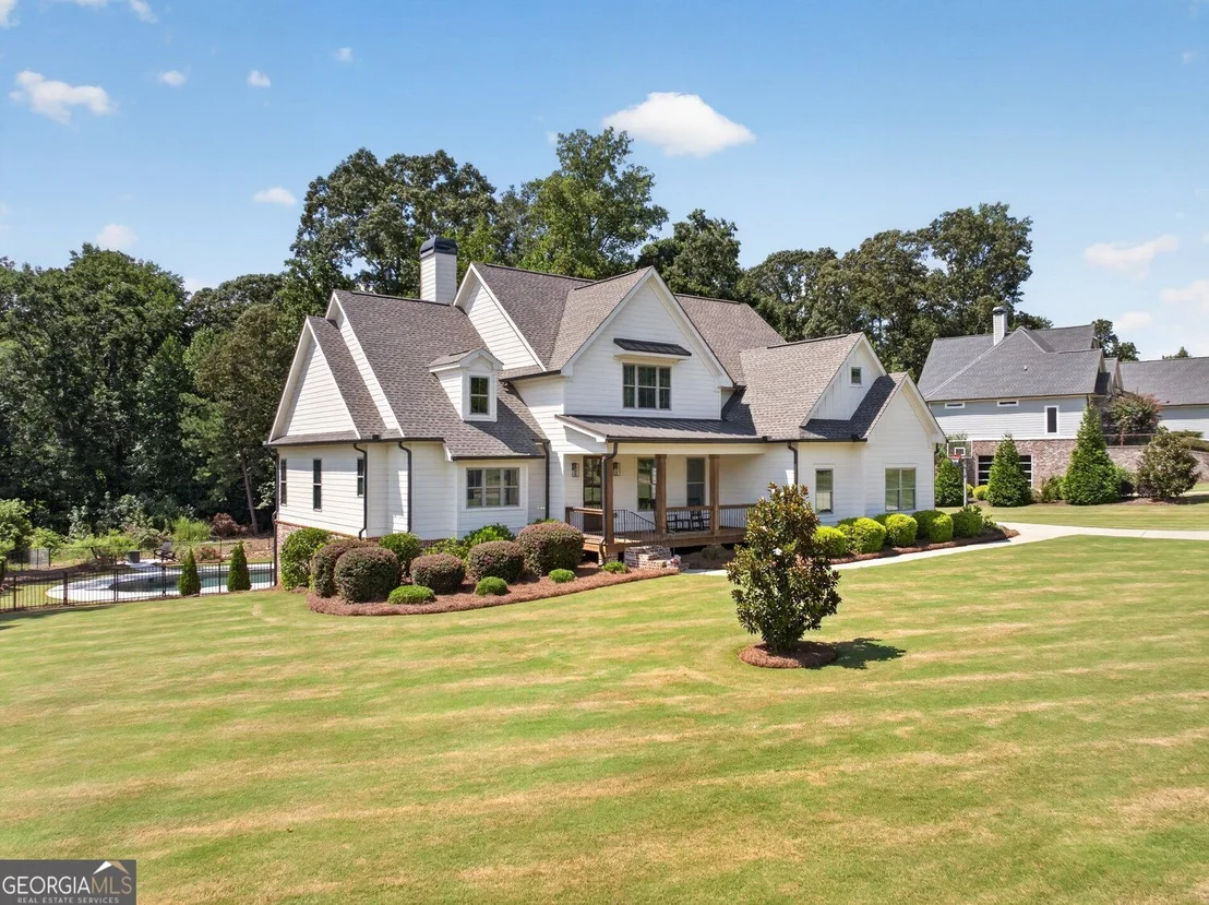 Photo of 417 Fox Valley Drive