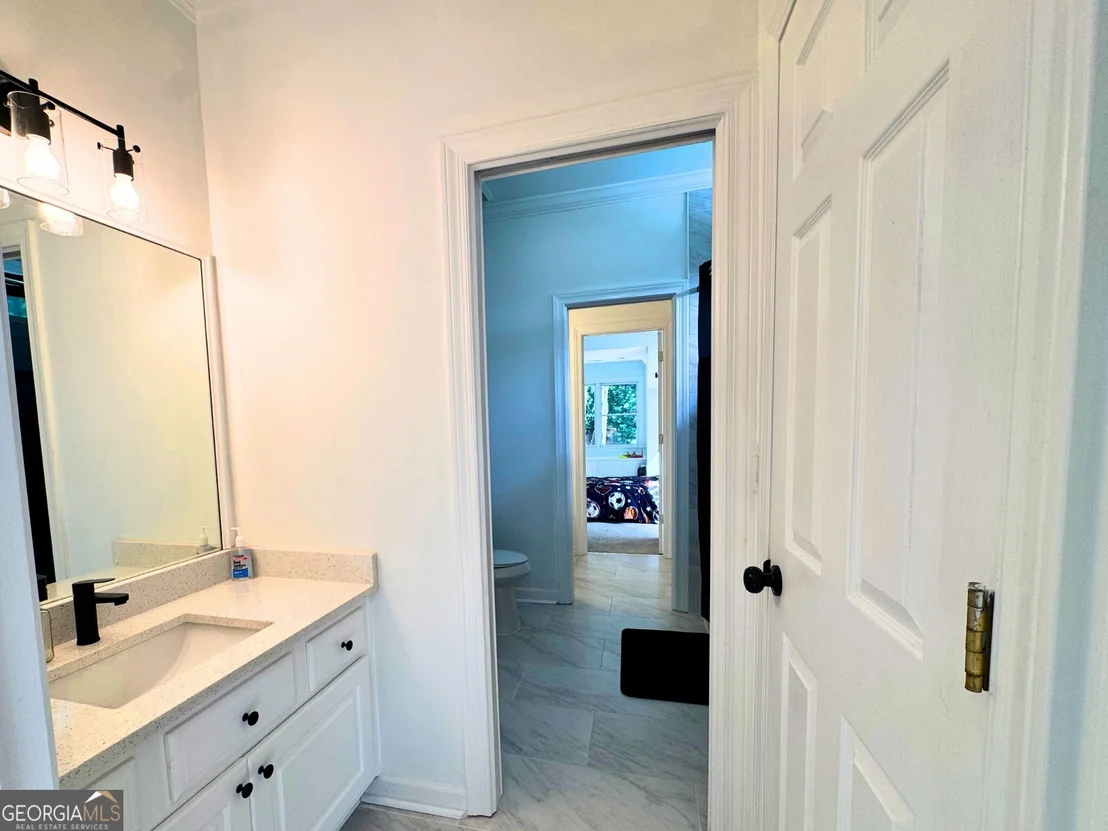 Photo of 302 Shadow Glen