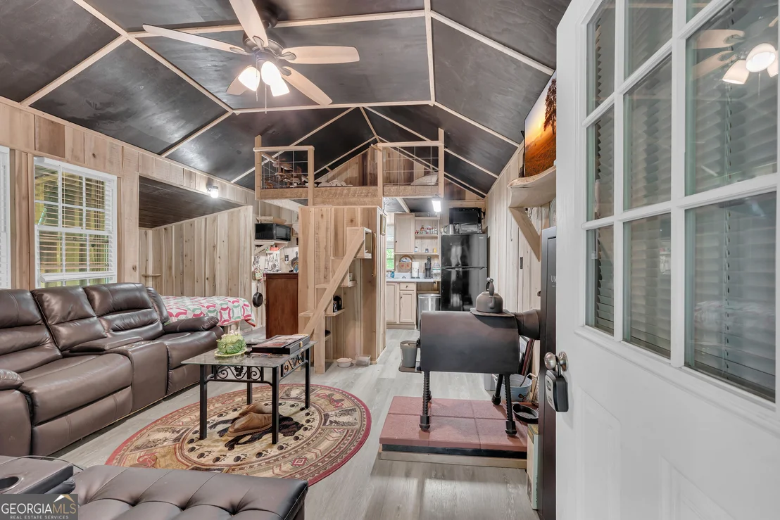 Photo of 4444 Riverdale Road