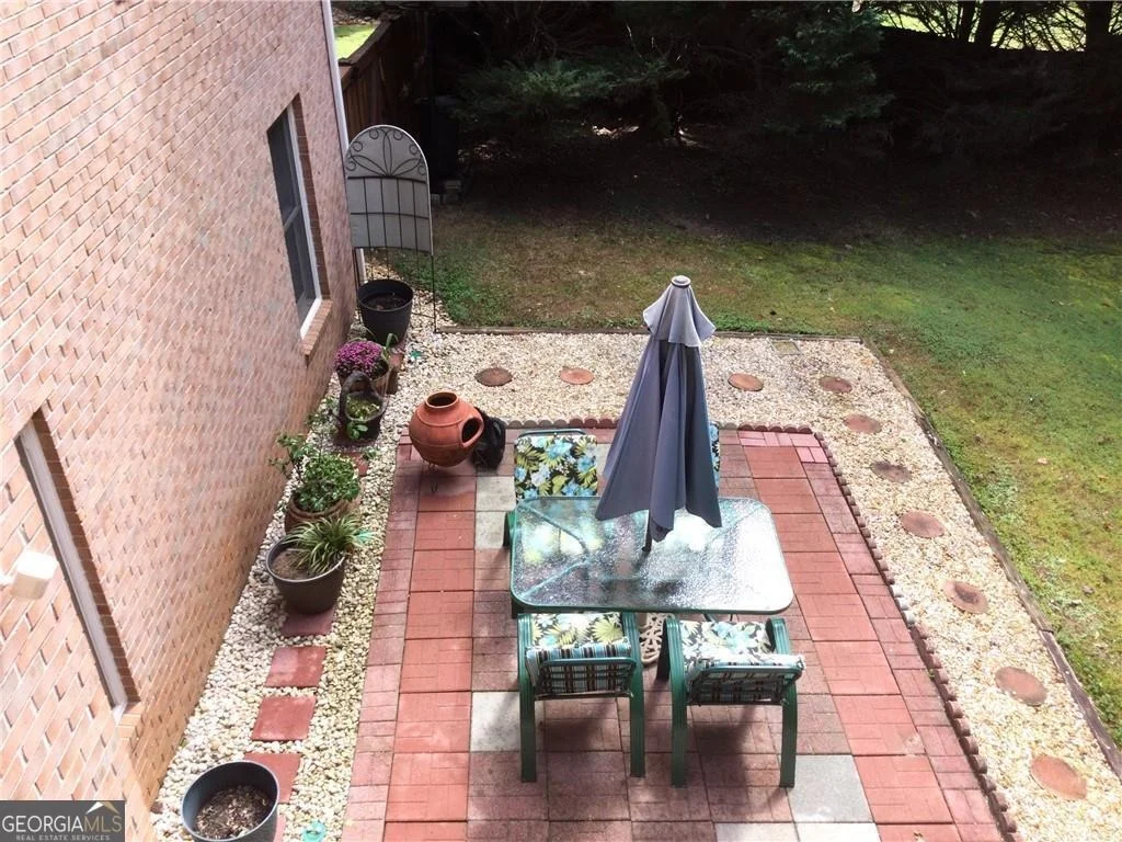 Photo of 6315 Robins Trace