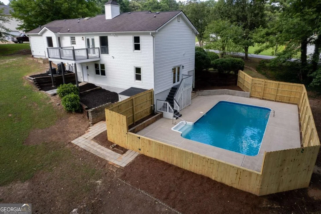 Photo of 60 Lakeside Drive
