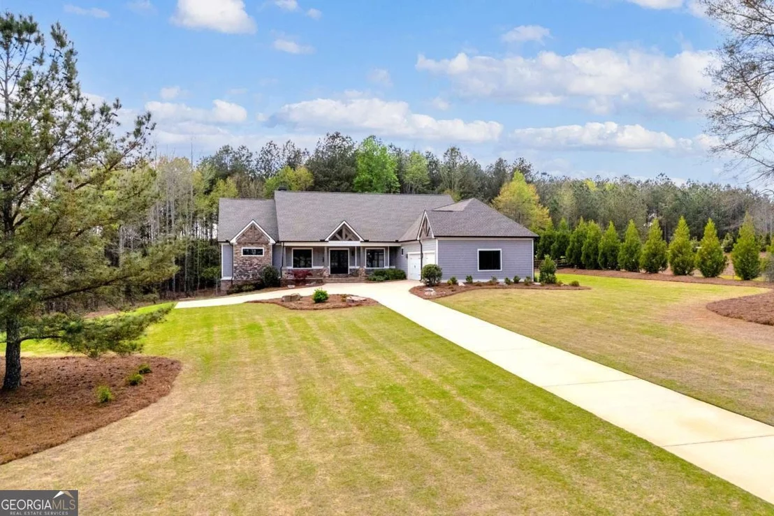 Photo of 2499 River's Edge Drive