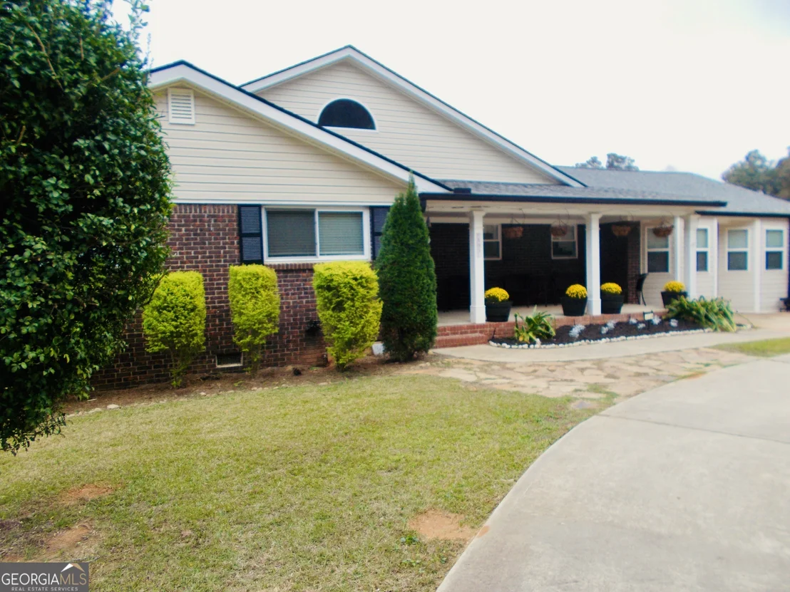 Photo of 195 North Drive