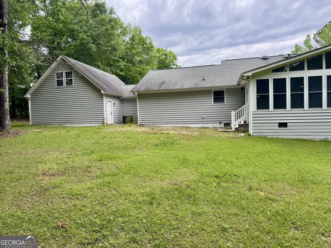 Photo of 423 Woods Road