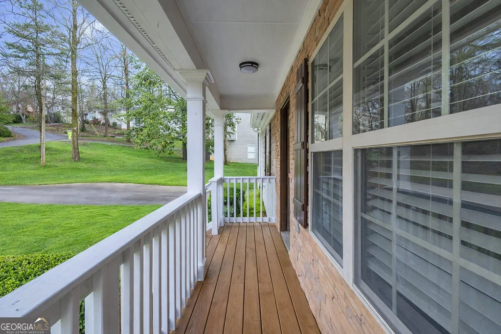Photo of 405 Azalea Drive