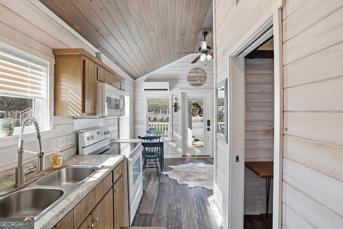 Photo of Unit LOT35 at 4960 Laurel Lodge