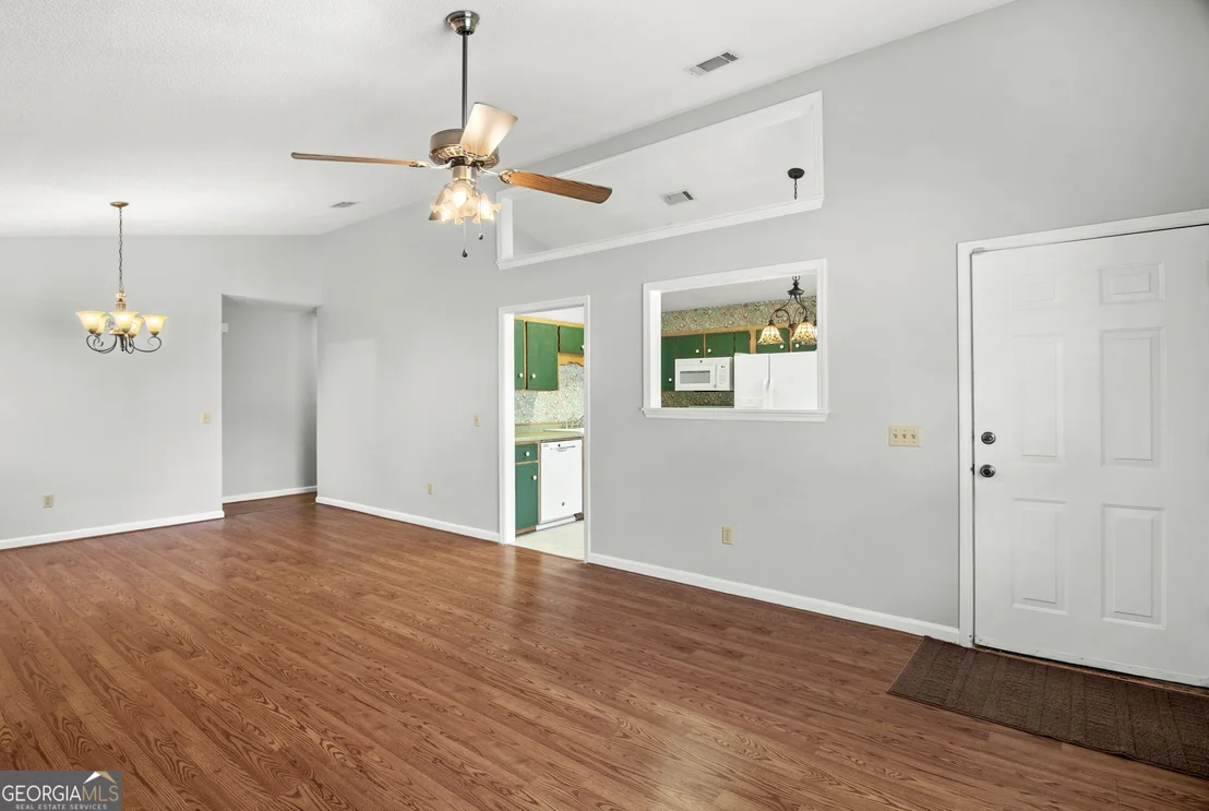 Photo of 1103 Tomahawk Trail