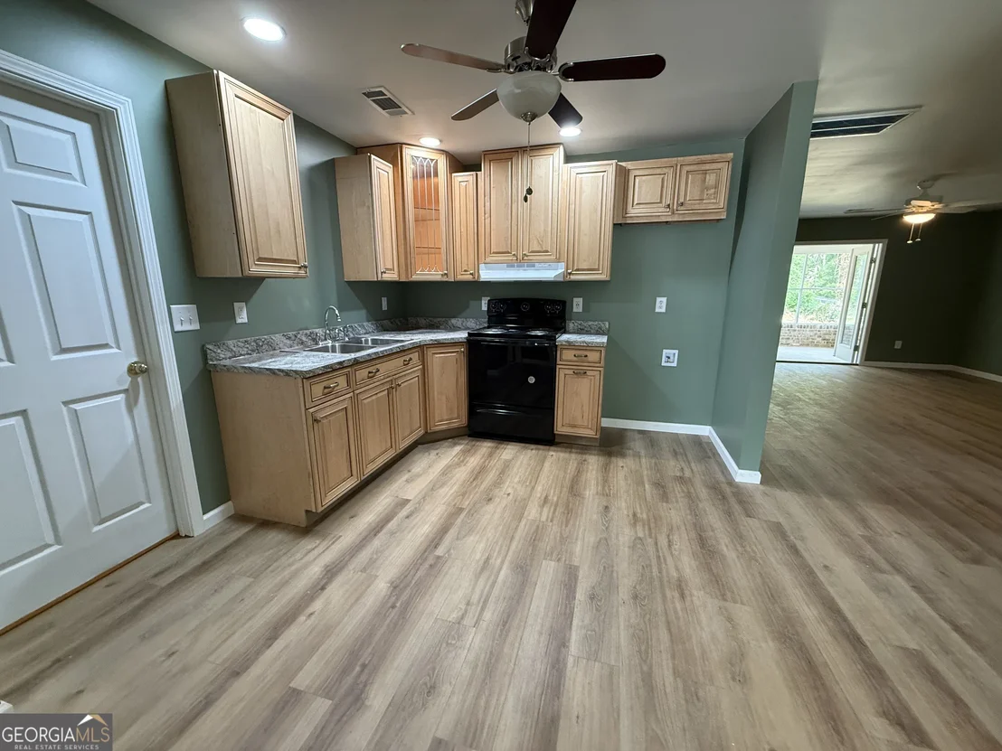 Photo of 240 Sims Street