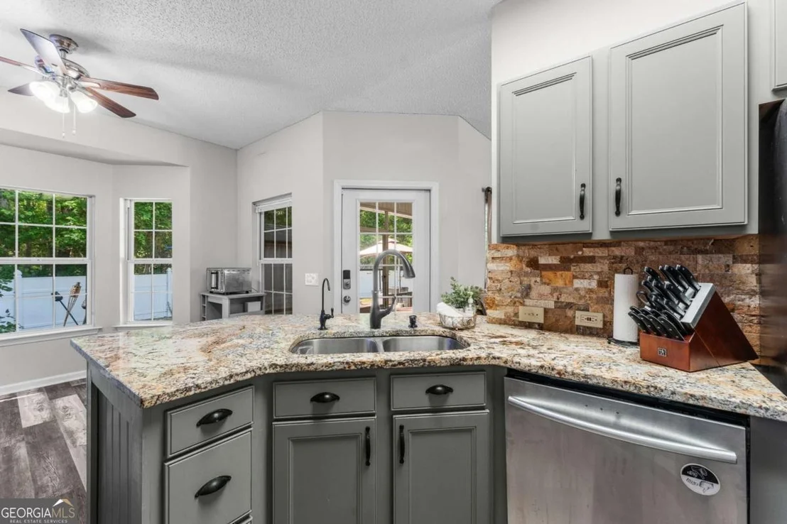 Photo of 800 Hyacinth Circle