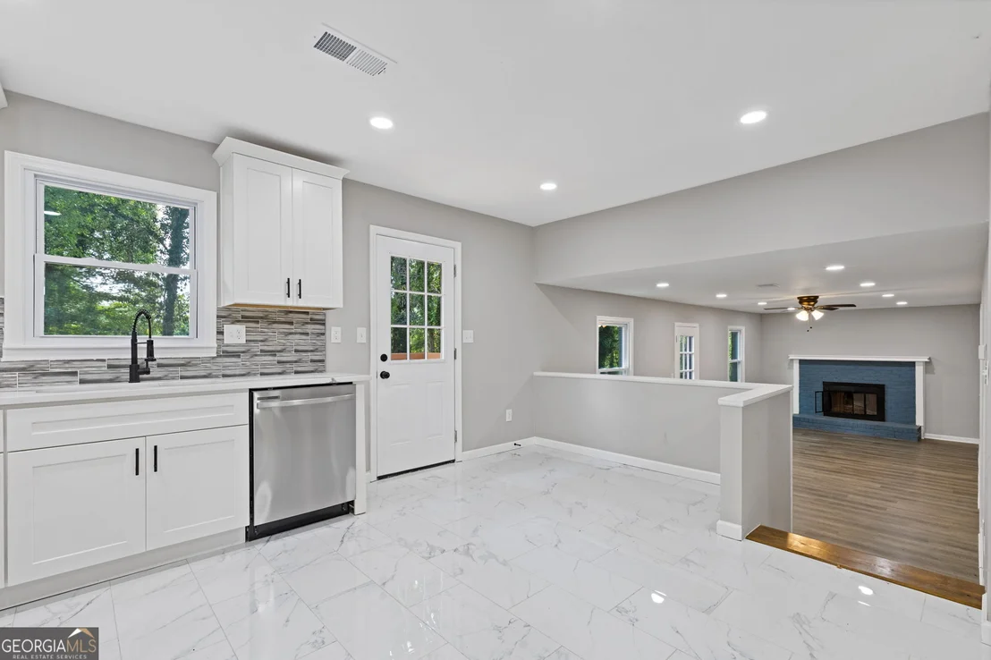 Photo of 2176 Deer Trail