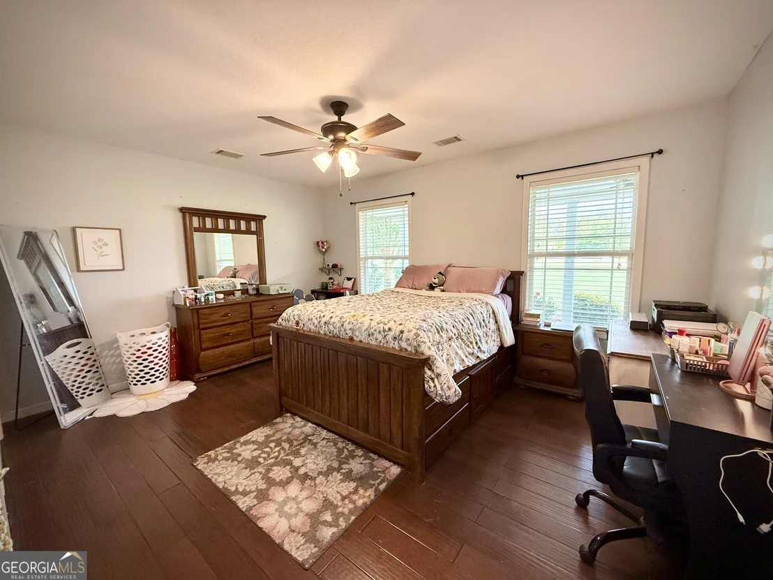 Photo of 2402 Zoar Road