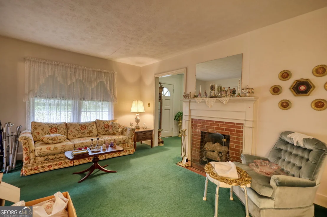 Photo of 982 Highland Circle SE