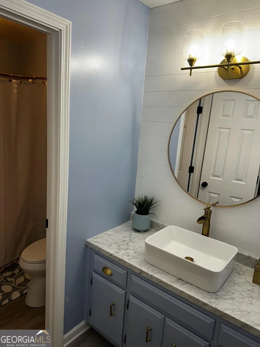 Photo of 692 Crawford Circle