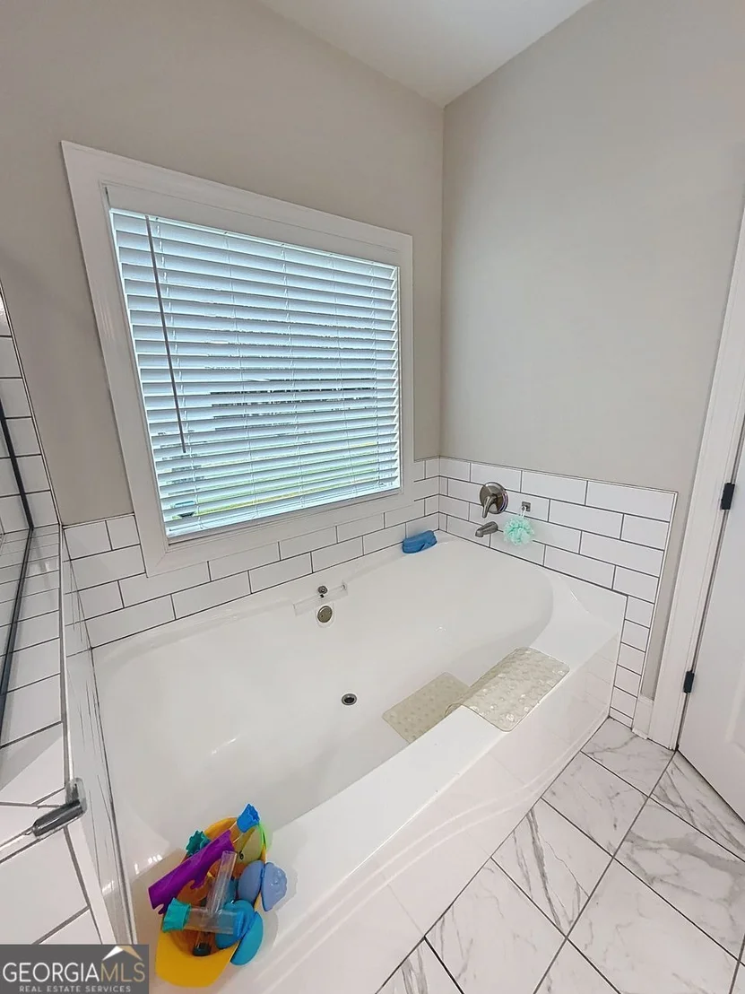 Photo of 844 Pool Road