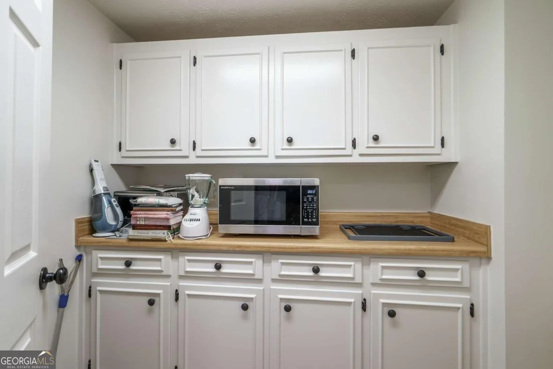 Photo of 1180 Green Briar Drive