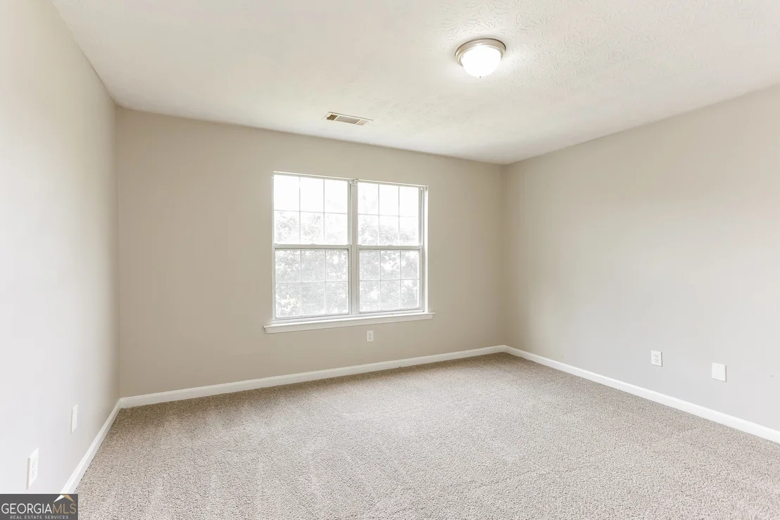 Photo of 372 Jasmine Drive