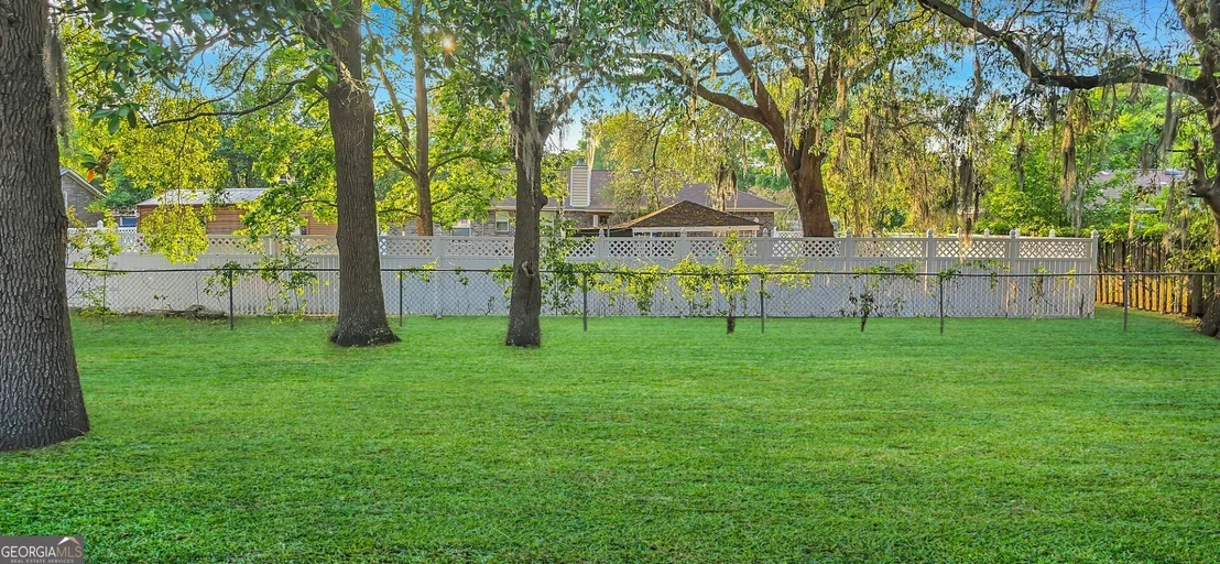 Photo of 1257 Roberts Way