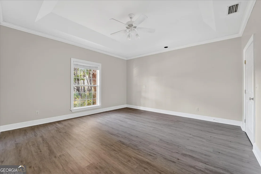 Photo of 1047 Juniper Lane