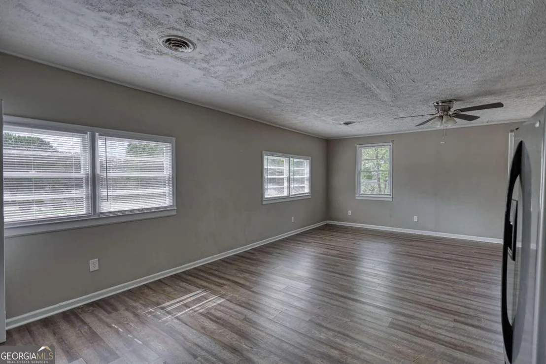 Photo of 180 Capitol Avenue