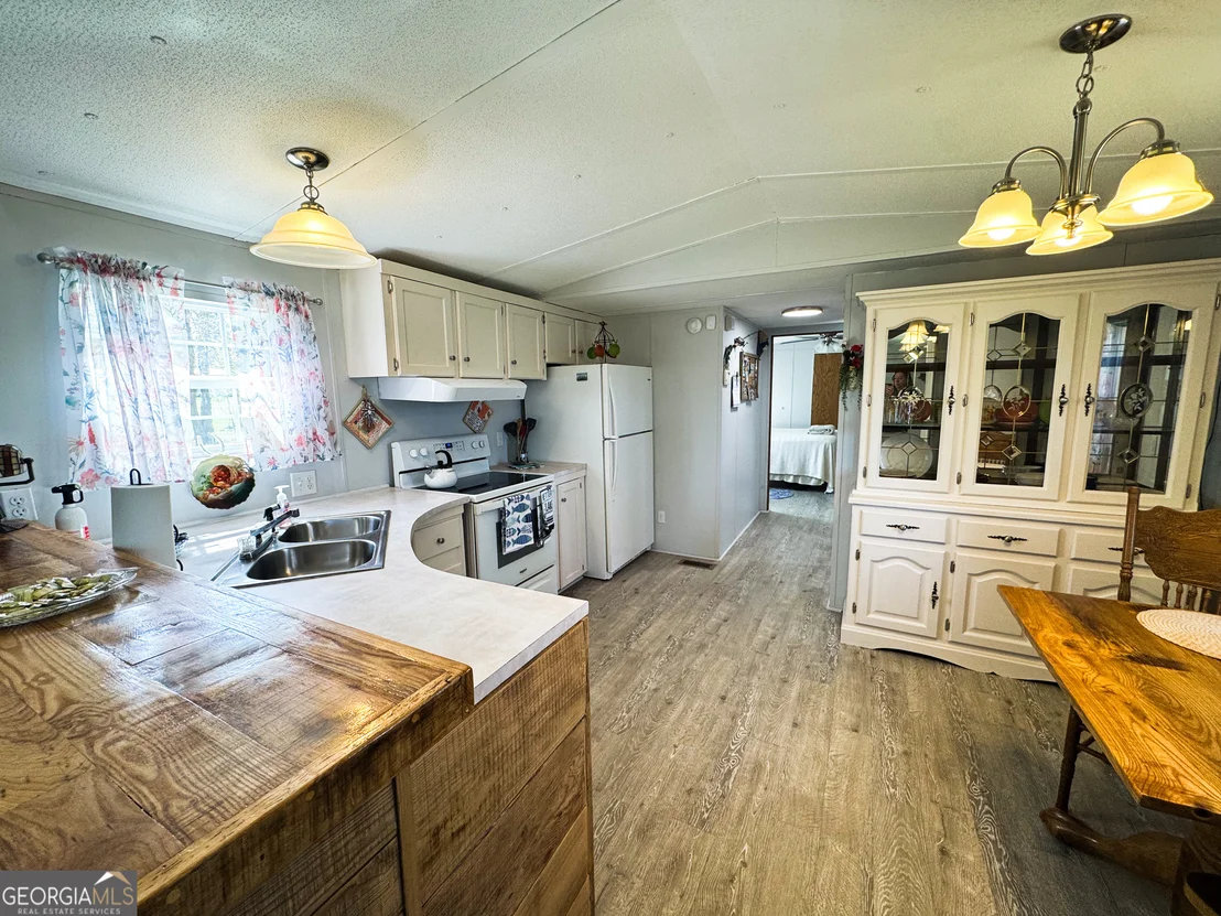 Photo of 1230 Rolling Acres Road