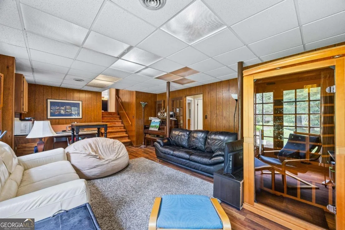 Photo of 401 N 5th Avenue