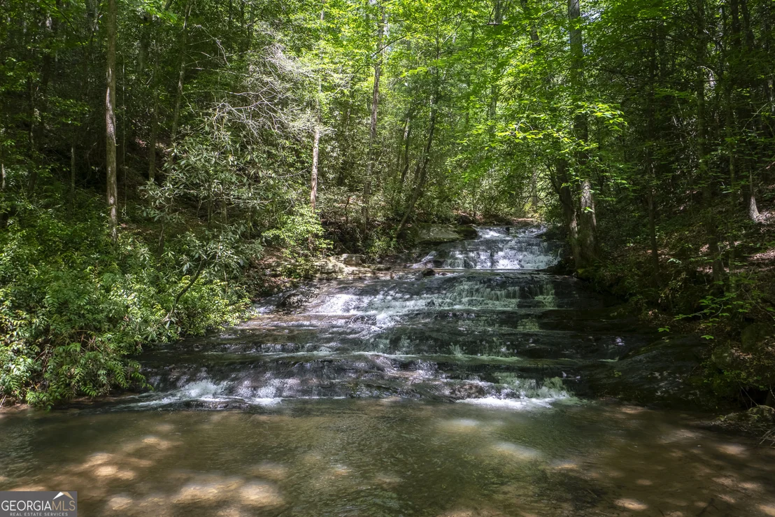 Photo of 70 Doe Run
