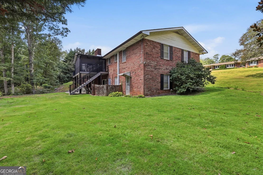 Photo of 155 Valley Road