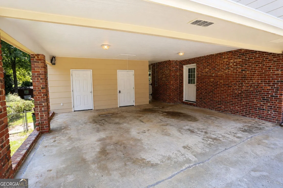 Photo of 224 Windsor Drive
