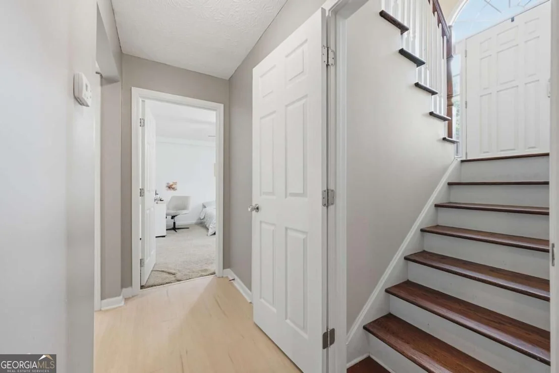 Photo of 1490 Chalet Circle