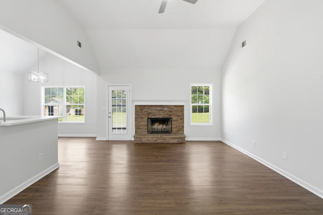Photo of 30 Maple Trace