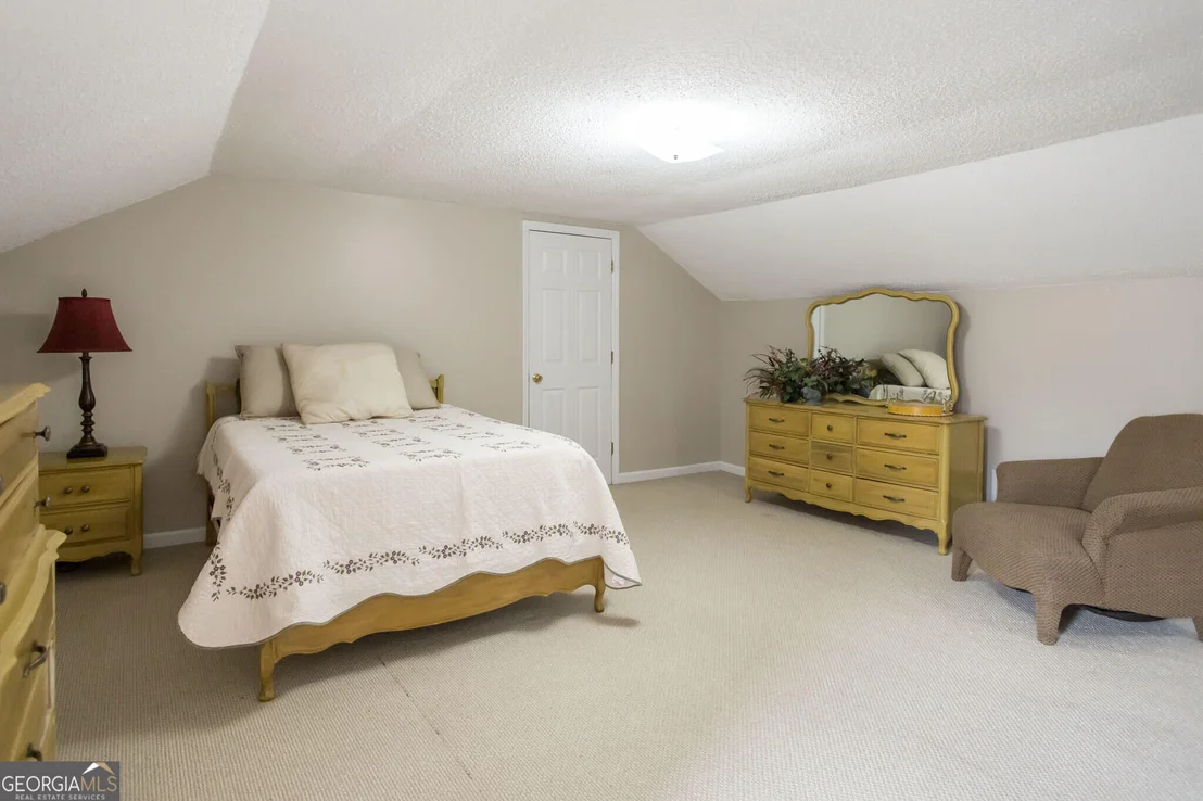 Photo of 8184 Clark Road