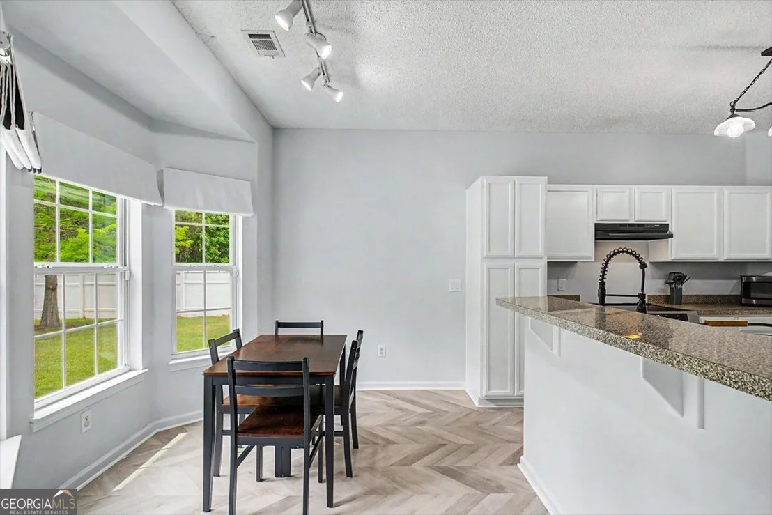 Photo of 512 Amsonia Circle