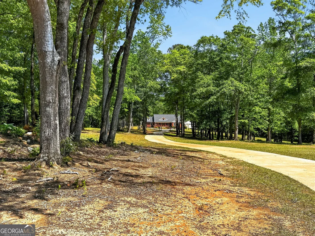 Photo of 916 Highway 36 W