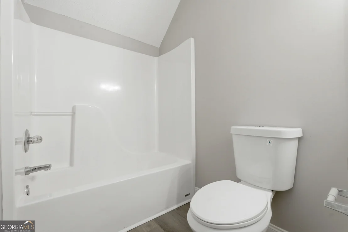 Photo of 155 Oak Hill Circle