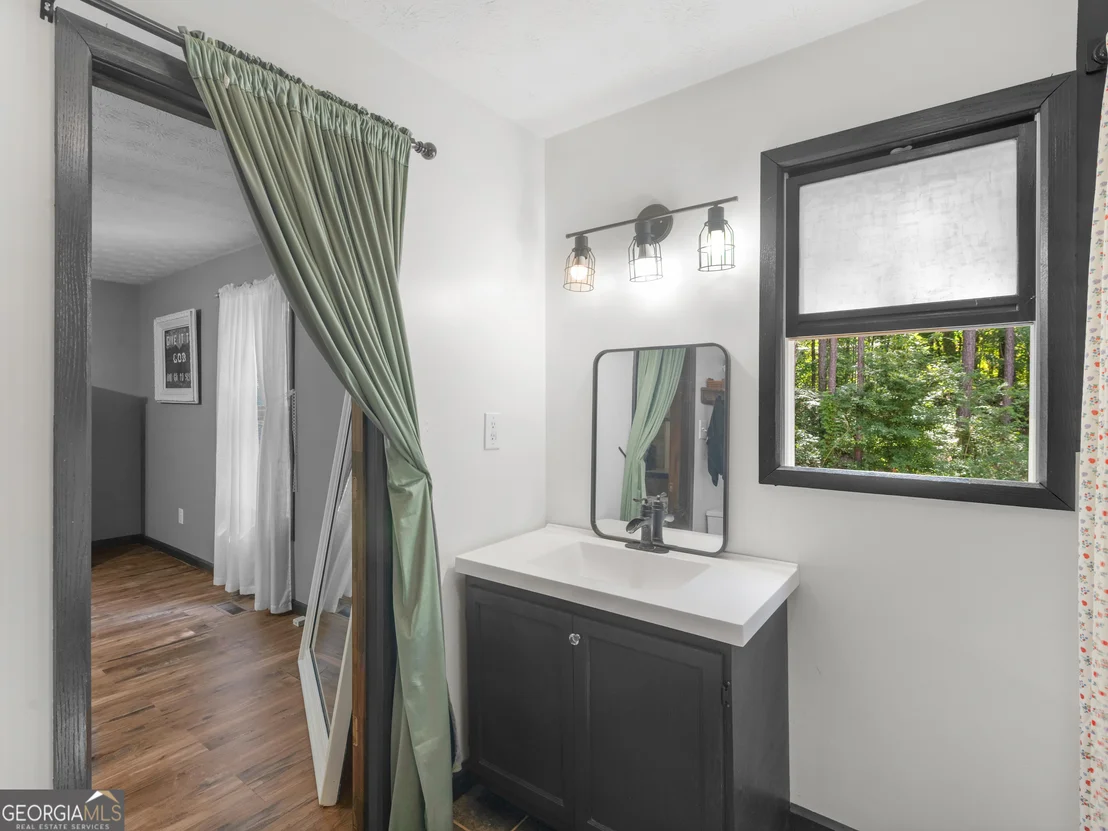 Photo of 1018 Grandview Road