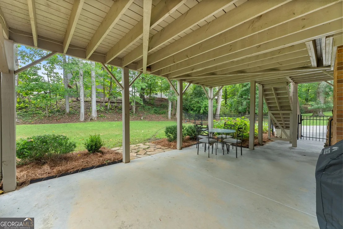 Photo of 290 Cochran Drive