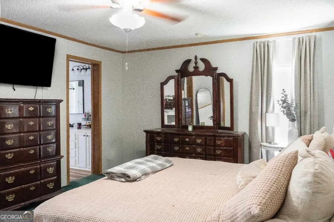 Photo of 3060 Centerville Road