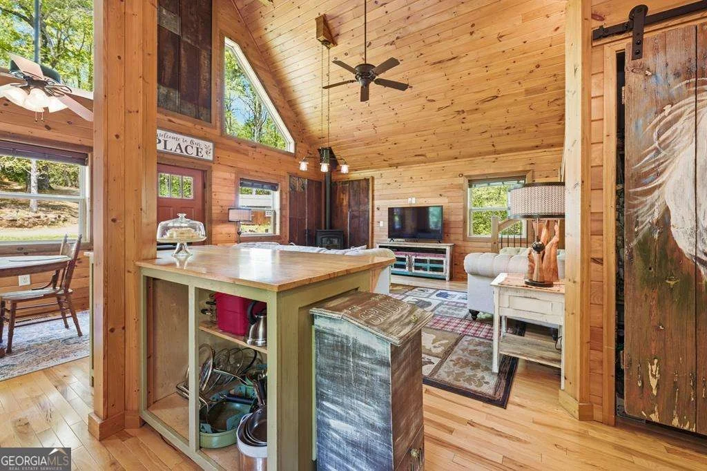 Photo of 106 Roaring Creek Lane