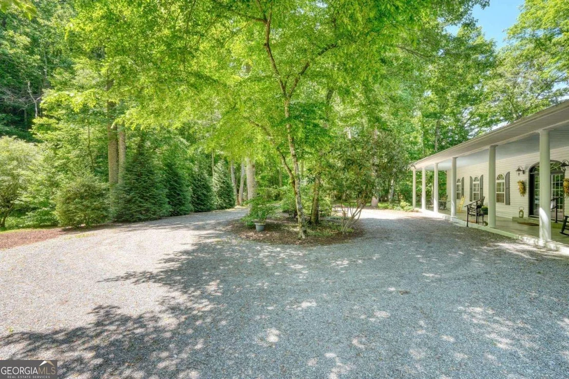 Photo of 198 Riverbend Drive