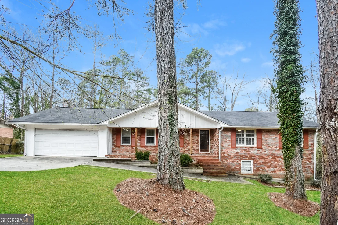 Photo of 6794 Hembree Drive