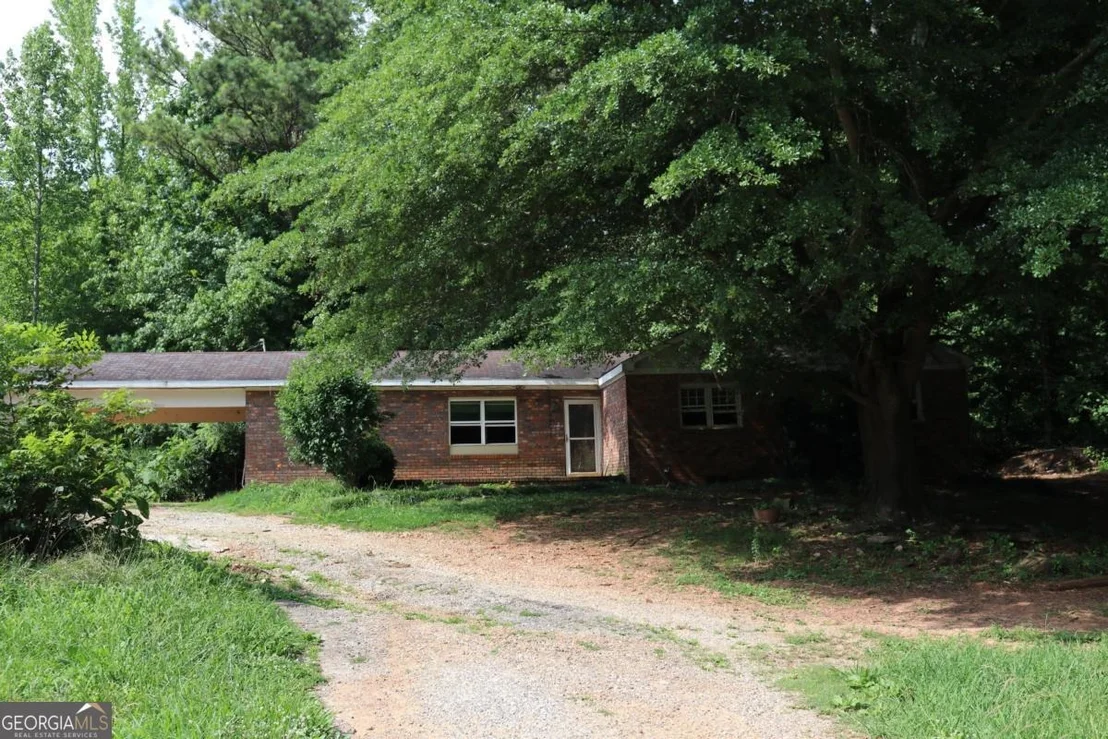 Photo of 2972 Highway 53 W
